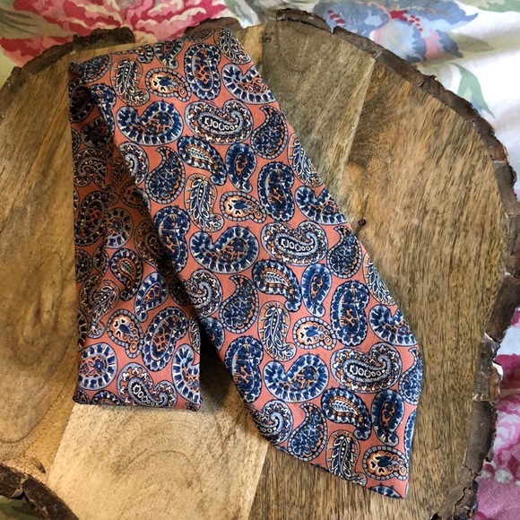 Vtg RIVETZ of BOSTON Mens Silk Paisley Tie Hand Block Printed in England Preppy - Picture 2 of 14